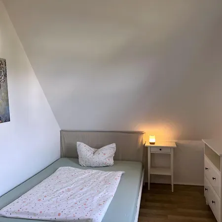 Apartment Familienferienwohnung Auf Urigem *