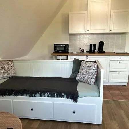 In Dargun Mit Pool Am Kummerower