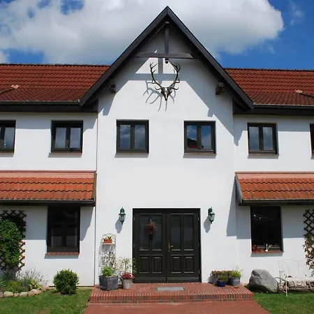 Apartmán In Dargun Mit Pool Am Kummerower *