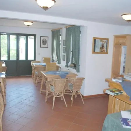 In Dargun Mit Pool Am Kummerower Apartment *